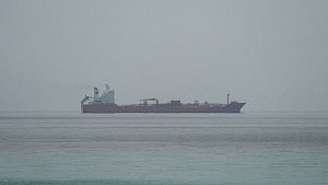 UN halts Hormuz ship escorts after attack