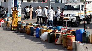 India curbs bulk fuel buying at pumps