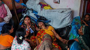 Indians grieve as US strike kills sailors