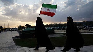Iran deal includes ‘$300bn fund’