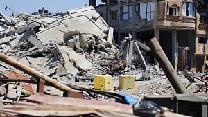Israeli military takes more territory, kills 2 in Gaza
