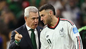 Aguirre hails Mexico character after 3-0 Czech win