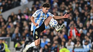 Atletico reject Real's €150mn Alvarez bid