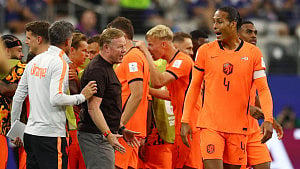 Koeman defends Dutch approach after Japan setback