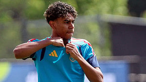 Yamal benched as Spain face Cape Verde