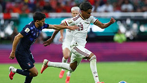 Injury-hit Spain weigh winger options