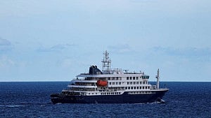 Hantavirus-hit ship passengers return to US