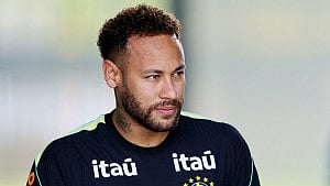 Neymar available but not certain to play: coach