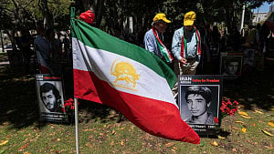 Police ban Iranian opposition rally in Paris