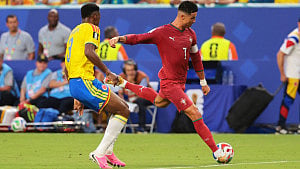 Martinez defends Ronaldo's WC minutes