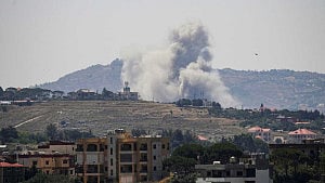 Israel strike kills eight in Lebanon