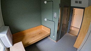 Sweden prepares prisons for teen gang killers