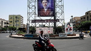 US, Iran negotiators head to Doha