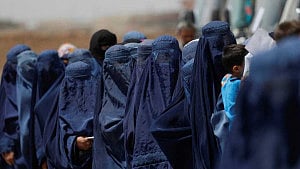 UN urges Taliban to stop women’s arrests over clothing