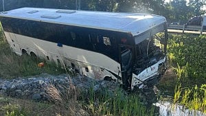 Virginia bus driver charged with 5 counts of manslaughter