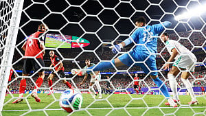 Austria draw with Algeria, Iran out
