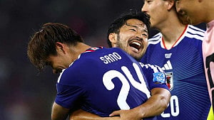 Japan rout Tunisia 4-0