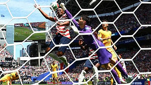 US beat Australia, advance to knockouts