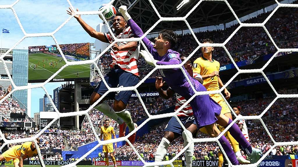 US surge into WC knockouts