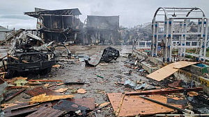 Pakistan, Afghanistan trade fire