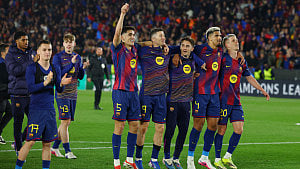Barca hit seven past Newcastle to roar into CL quarters