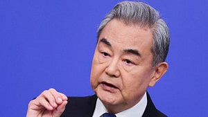 China FM urges peace talks in call with Iran counterpart