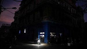 Cuba hit by massive blackout amid US oil chokehold