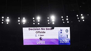 Over 75% of fans do not support VAR in PL: survey