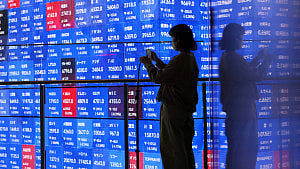Asian stocks slide as Iran war keeps oil near $100