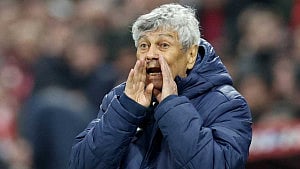 Romania coach Lucescu hospitalised before training