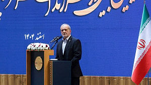 Iran will not give up nuclear rights: Pezeshkian