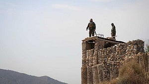 Afghanistan fires at Pakistani jets over Kabul