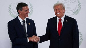 Spain defies Trump over Iran war stance