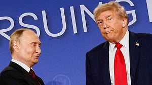 Russia urges Israel, US to end Iran war