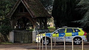 UK arrests 4 on suspicion of Iranian spying of Jewish sites