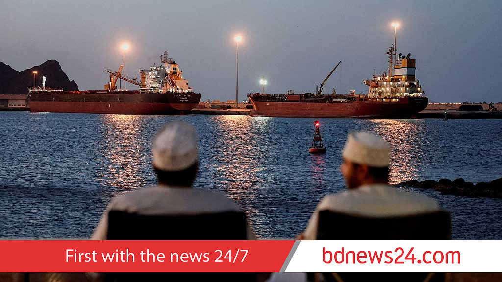 Iraq, Pakistan strike energy deals with Iran