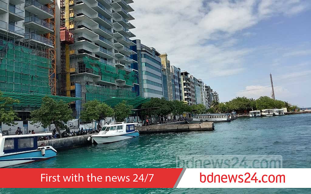 5 Italians die in Maldives diving incident