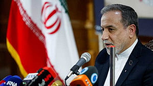 Iran has 'no trust' in the US: Araqchi