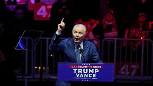 Jon Voight meets Trump over Hollywood tax incentives