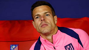 Azpilicueta to retire at end of season