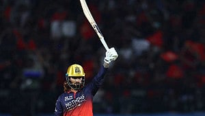 Bengaluru reach IPL final with Gujarat win