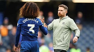 McFarlane denies Chelsea 'downed tools'