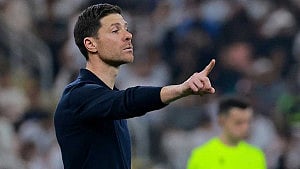 Alonso named Chelsea boss after turbulent run