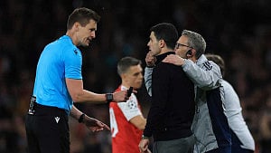 Siebert to referee Champions League final