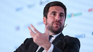 Riquelme to run for Real Madrid presidency