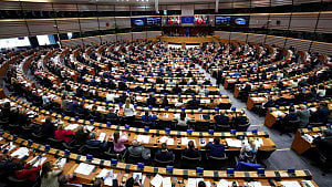 EU paves way to finalise US trade deal