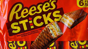 Falling cocoa prices bring real chocolate back