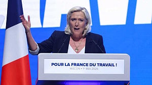 France should quit NATO command structure: Le Pen
