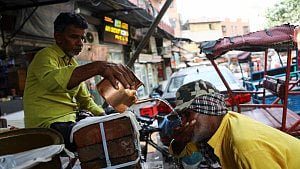 Heatstroke kills 16 in southern India: report