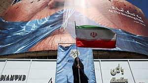 US launches fresh strikes on Iran